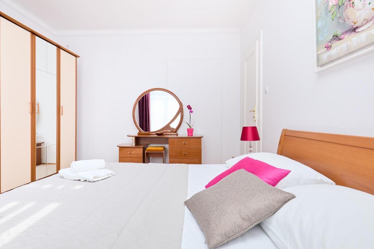 Seaview Apartment Ploce Dubrovnik Exterior photo